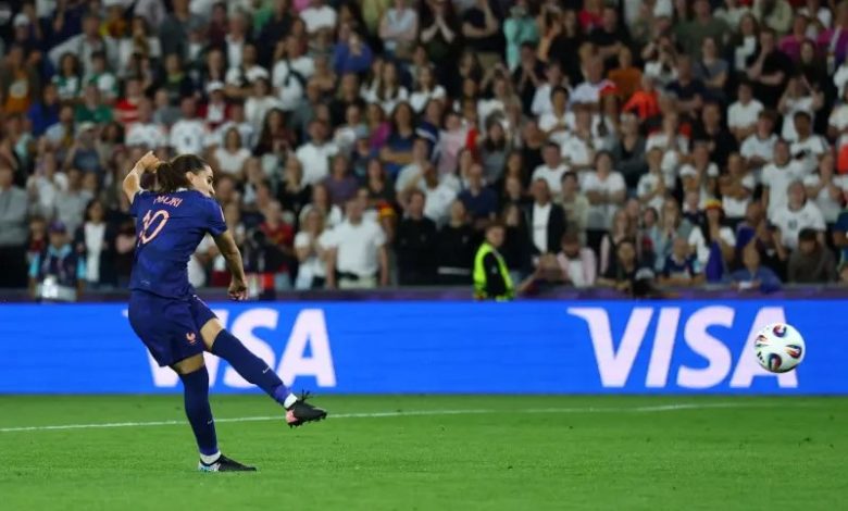 الفرنسية أمل الماجري